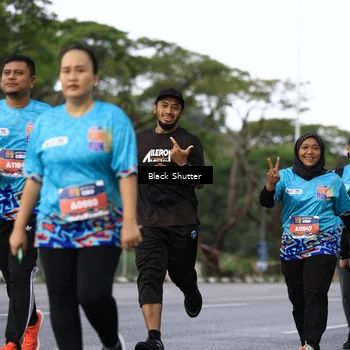 Runner Photo 7790007