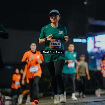 Runner Photo 7790010