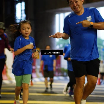 Runner Photo 7790029