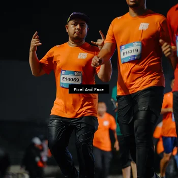 Runner Photo 7790045