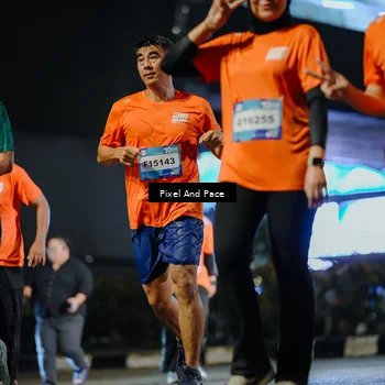 Runner Photo 7790046
