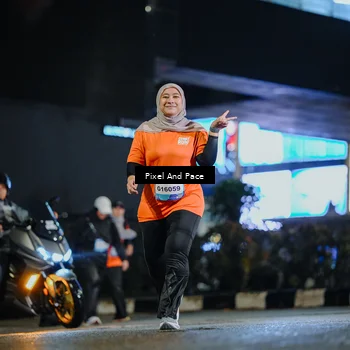 Runner Photo 7790053