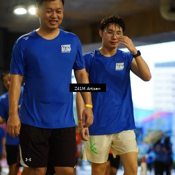 Runner Photo 7790065