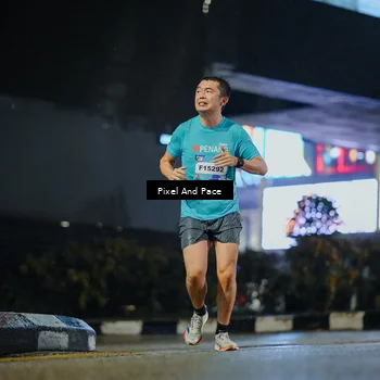 Runner Photo 7790075