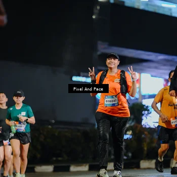 Runner Photo 7790076