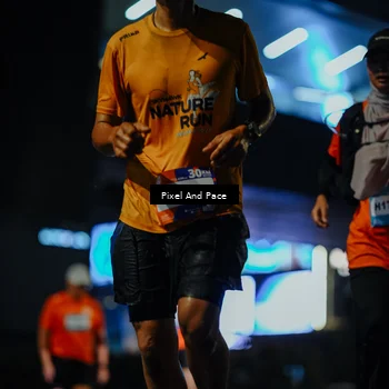 Runner Photo 7790090