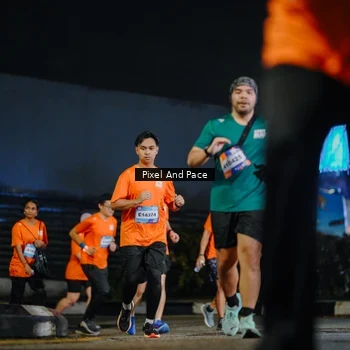 Runner Photo 7790094