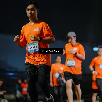 Runner Photo 7790122