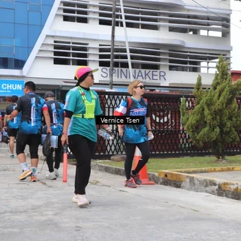 Runner Photo 7790157