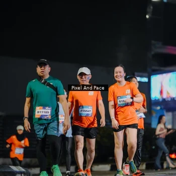 Runner Photo 7790190