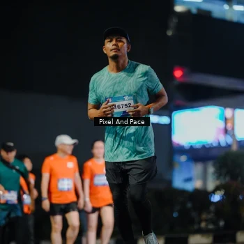 Runner Photo 7790199