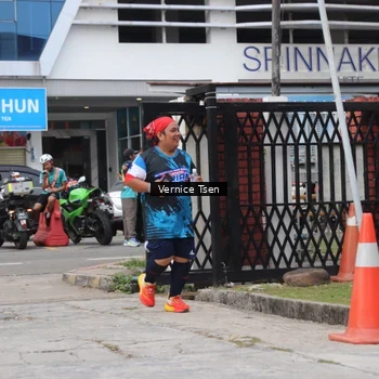 Runner Photo 7790213