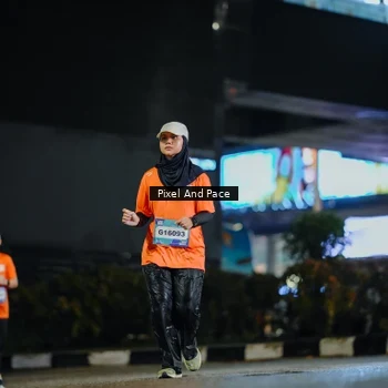 Runner Photo 7790264