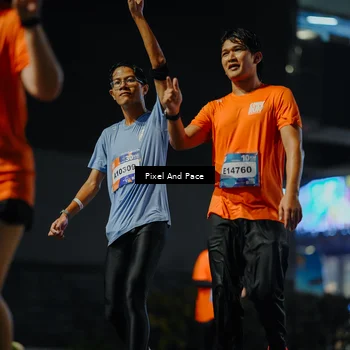 Runner Photo 7790266
