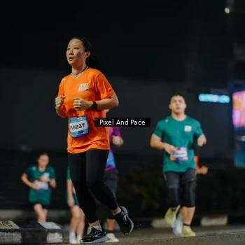 Runner Photo 7790311