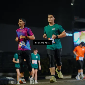 Runner Photo 7790317