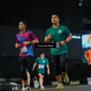 Runner Photo 7790318