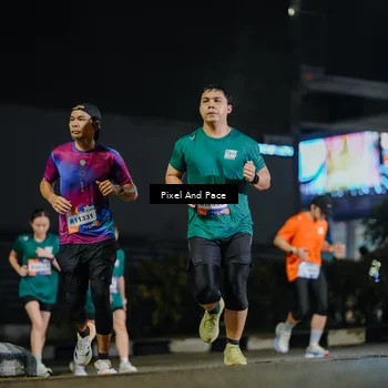 Runner Photo 7790322
