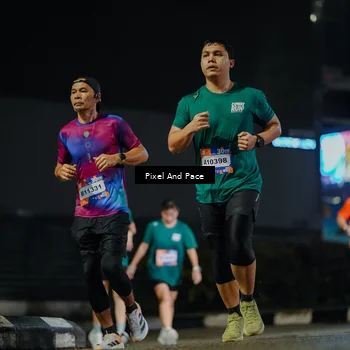Runner Photo 7790333
