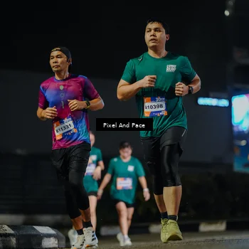 Runner Photo 7790336