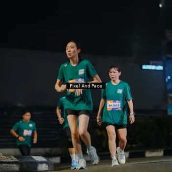 Runner Photo 7790343