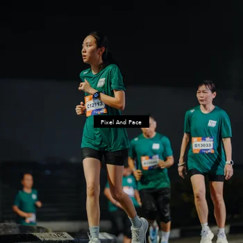 Runner Photo 7790344