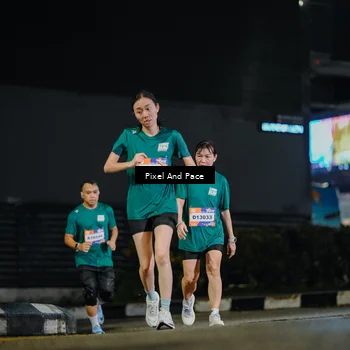 Runner Photo 7790347