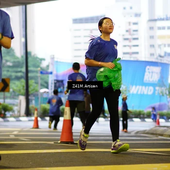 Runner Photo 7790384