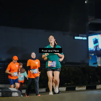 Runner Photo 7790400
