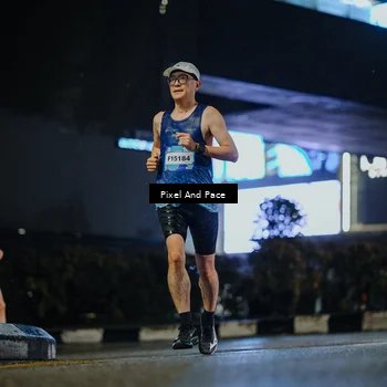 Runner Photo 7790405