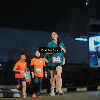 Runner Photo 7790406