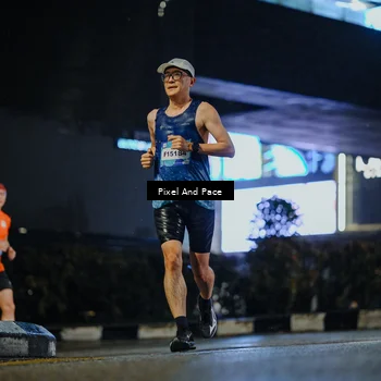 Runner Photo 7790409
