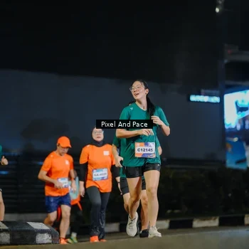 Runner Photo 7790416