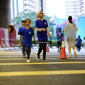 Runner Photo 7790435