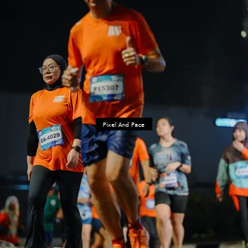 Runner Photo 7790463
