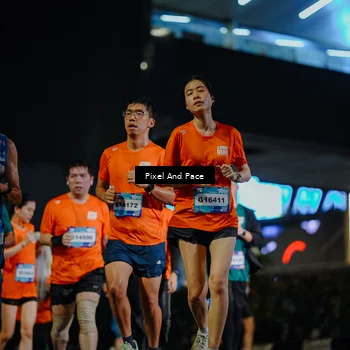 Runner Photo 7790467