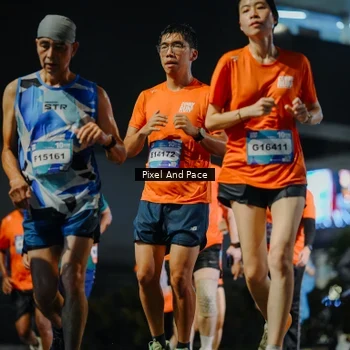 Runner Photo 7790474