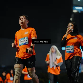Runner Photo 7790475