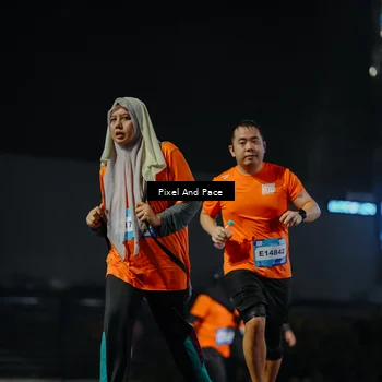Runner Photo 7790480