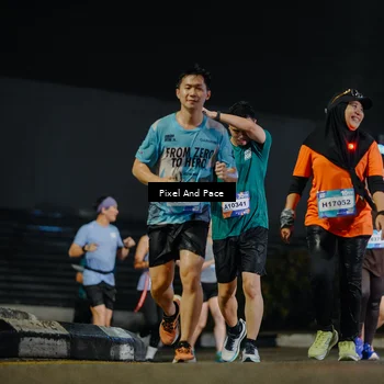 Runner Photo 7790503