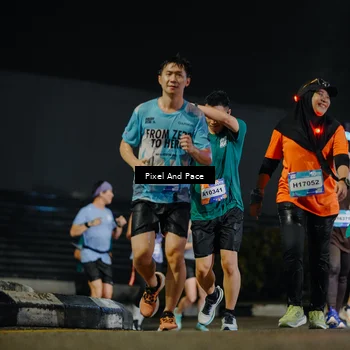 Runner Photo 7790505