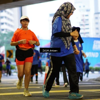 Runner Photo 7790509