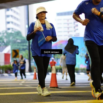 Runner Photo 7790553