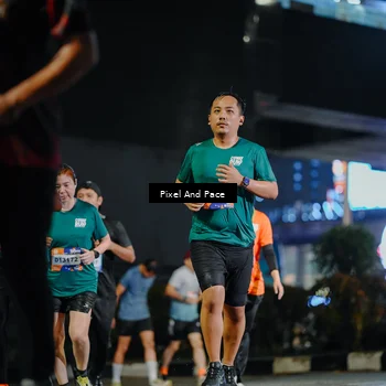 Runner Photo 7790557