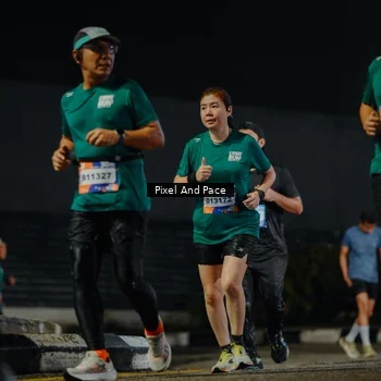 Runner Photo 7790575