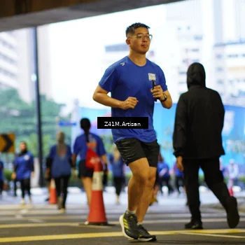 Runner Photo 7790579