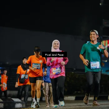 Runner Photo 7790605