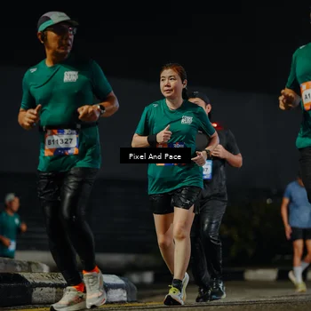 Runner Photo 7790616