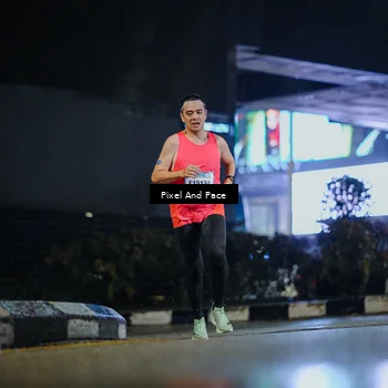 Runner Photo 7790624