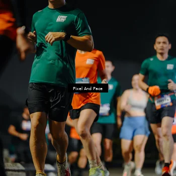 Runner Photo 7790630